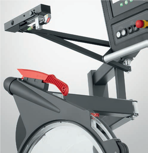 OPTIUNE: Laser pentru indicarea liniei de tăiere